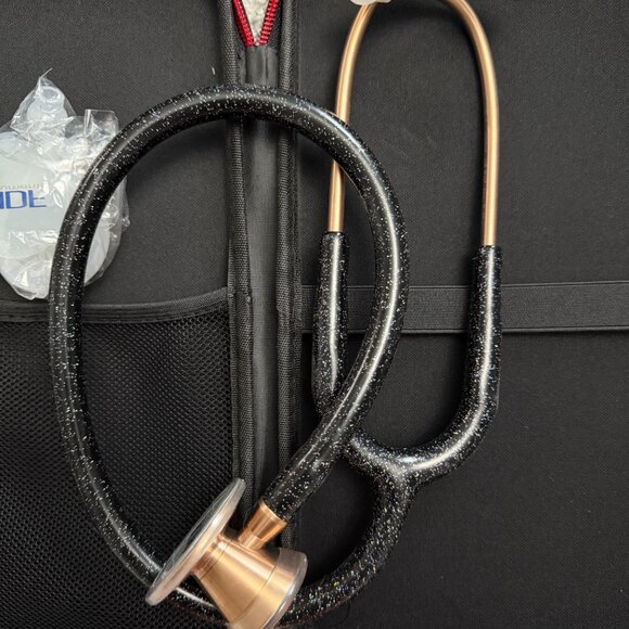 MDF ProCardial® Titanium Cardiology Stethoscope - Black Glitter/Rose Gold - Picture 2 of 3